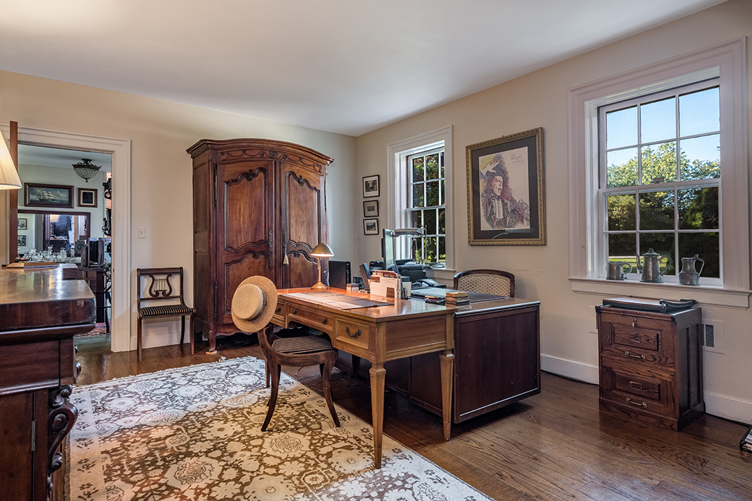 Late And Legendary Tenor Sergio Franchis Stonington Ct Estate Hits The Market Office