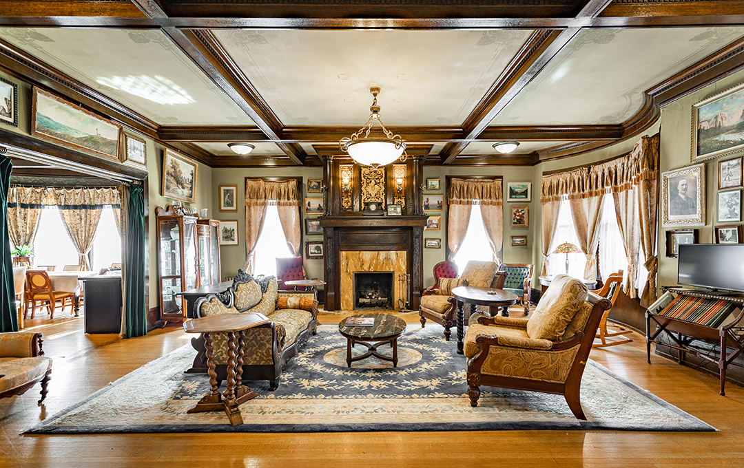 8 Fully Furnished Historic Mansions In Michigan Can Be Yours For 3 5m 14 Of 93