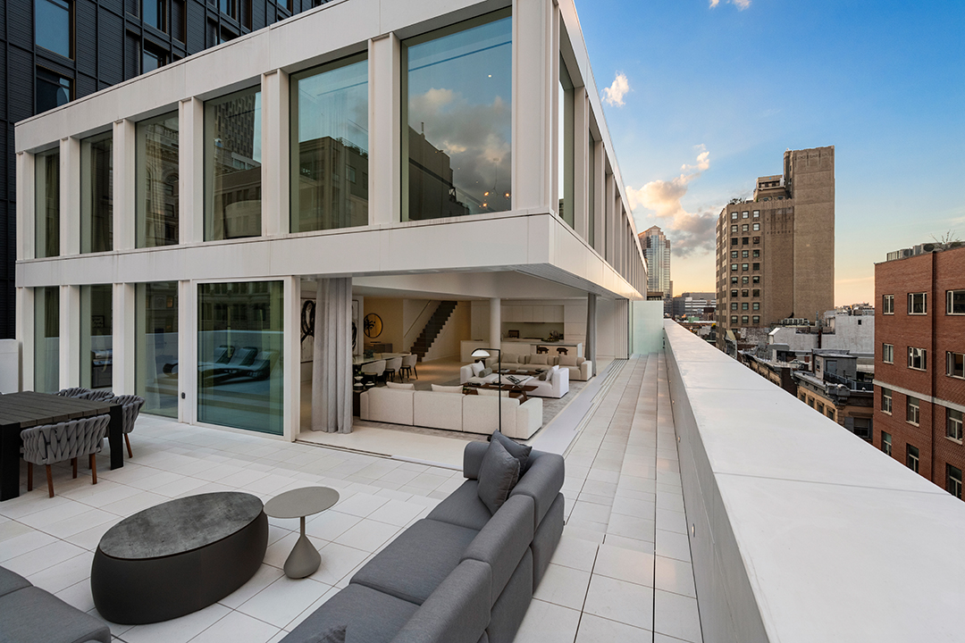 Get To Know Celebrity Broker Ryan Serhant 67 Franklin Street Ph E Evening 11