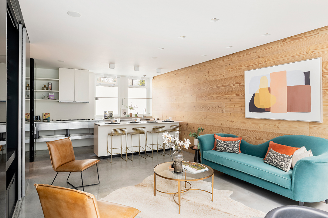 Love Actually Fans Will Swoon Over This Notting Hill Listing Seen In One Of The Films Most Iconic Scenes St Lukes Mews Notting Hill Knight Frank 4