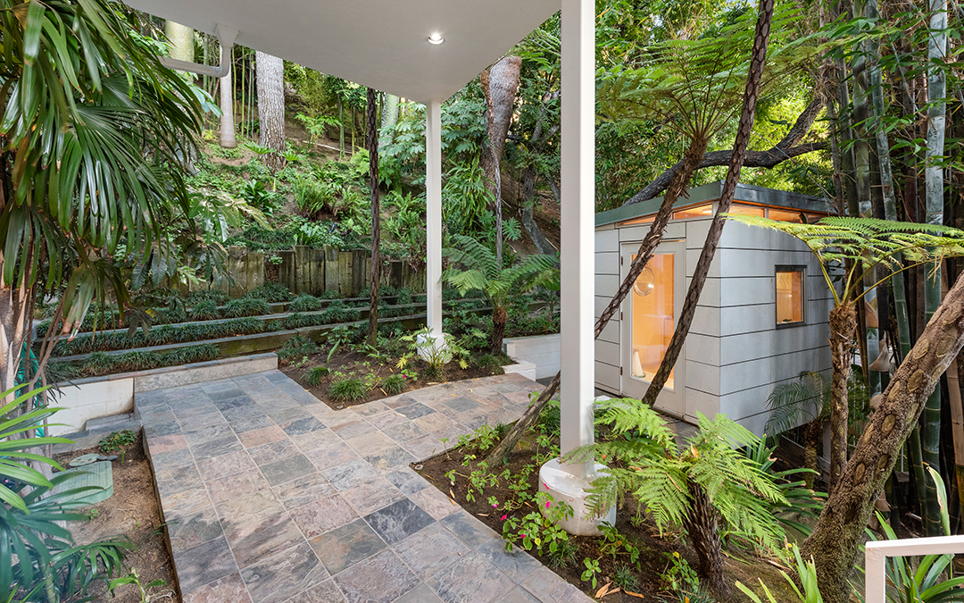 Look Inside A Retired Ar Execs 3m Hollywood Hills Home Full Of 80s Flair 1554ndoheny Print 9