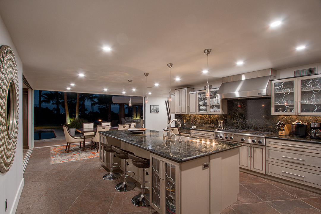 Bing Crosbys Former Palm Springs Home Lists For 4 5m 20 Kitchen