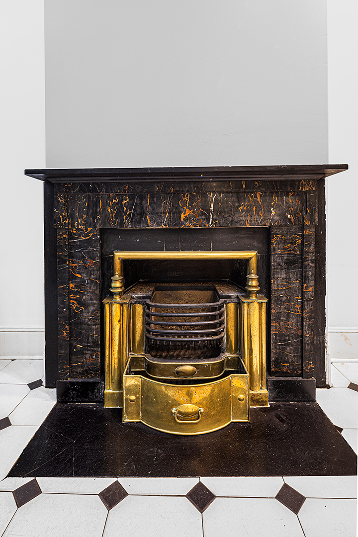 Three Townhouses In The West Village List Together For 46 5m Fireplace