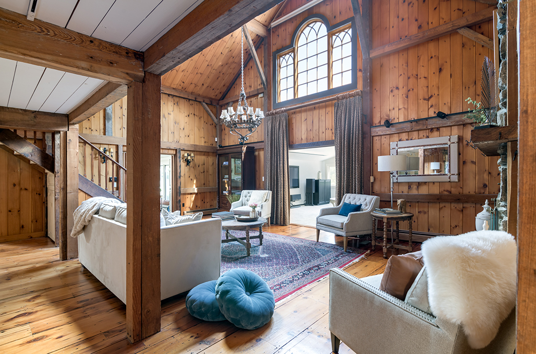 Aerosmiths Joe Perry Lists Extraordinary Countryside Family Estate In Massachusetts Great Room C