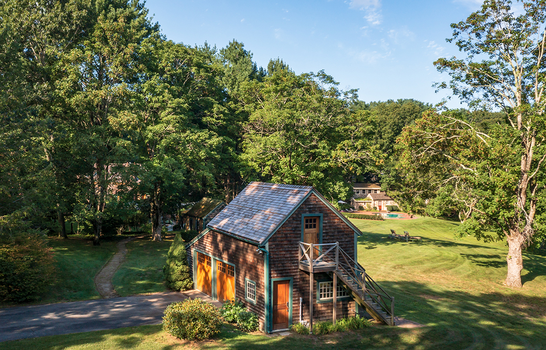 Aerosmiths Joe Perry Lists Extraordinary Countryside Family Estate In Massachusetts