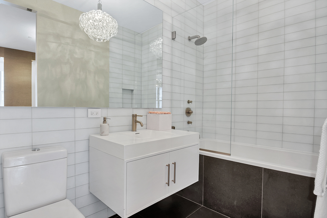 Bethenny Frankel Lists Her Glamorously Revamped Full Floor Soho Loft 476 Broadway 016