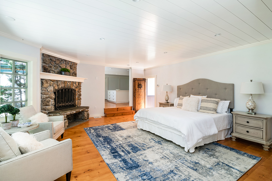 Aerosmiths Joe Perry Lists Extraordinary Countryside Family Estate In Massachusetts Primary Suite