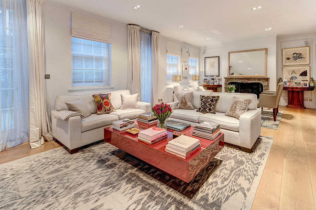 4 Buckingham Place Fireplace