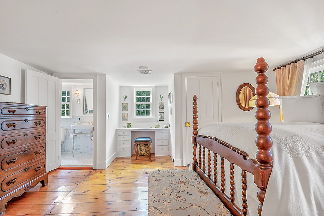Explore An 160 Acre New York Listing With 18th Century Homes Chic Barns And More Wbf Main N Br To Bath 24