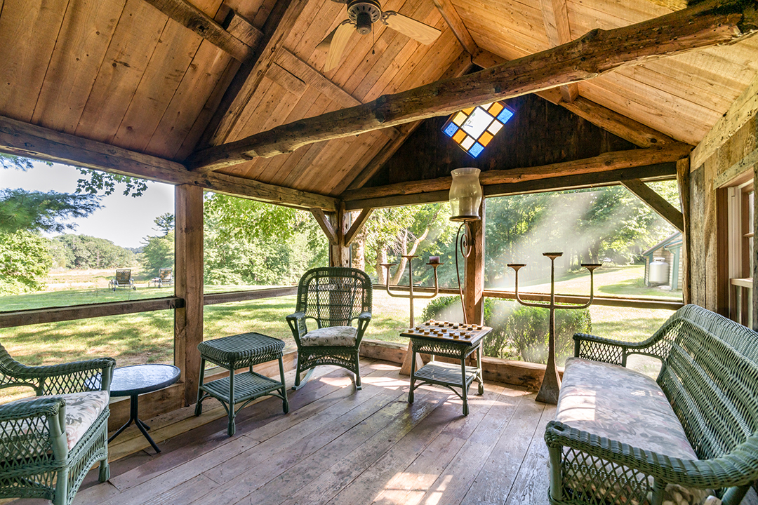 Aerosmiths Joe Perry Lists Extraordinary Countryside Family Estate In Massachusetts Cabana