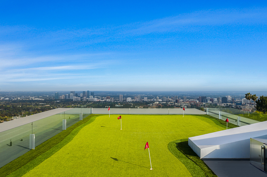 Bel Airs The One Officially Lists For 295m But Is Set To Go To No Reserve Auction In February Joe Bryant J