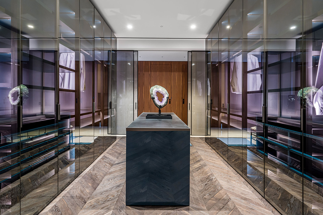 The Weeknds Cool Full Floor La Penthouse Seeks 22 5m Closet
