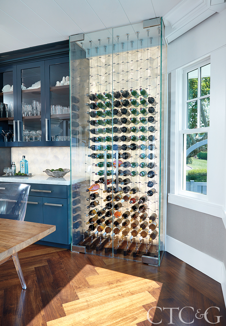 Dining Wine 47552