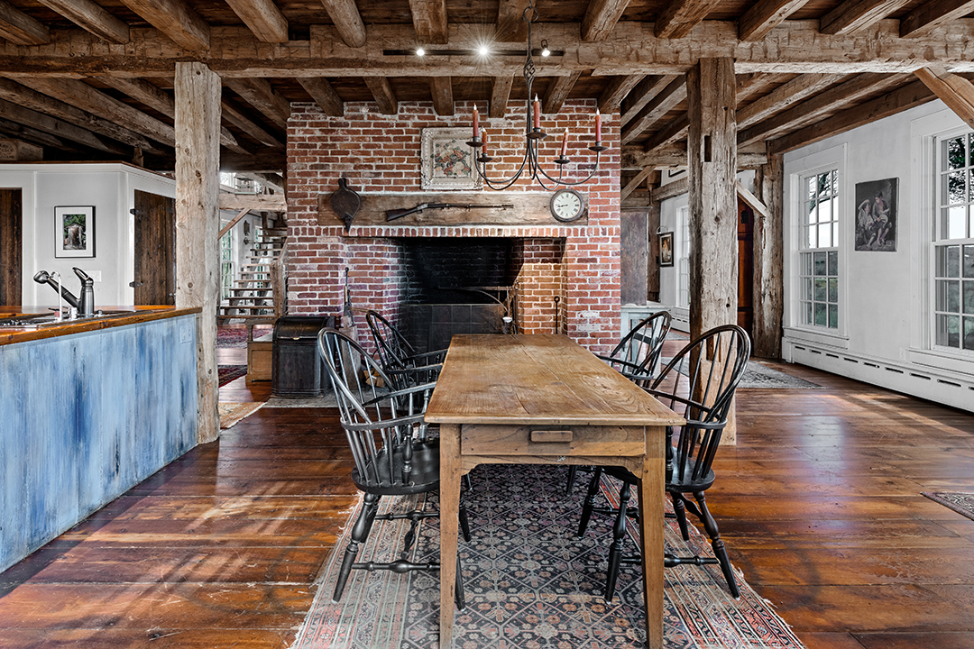 Ed Cady Roxbury Ct Restored Barn Home 17