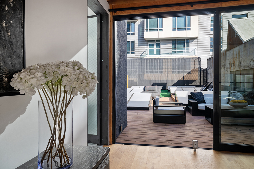 Warehouse Turned Industrial Chic Dream Home Asks 6 5m In San Francisco Deck