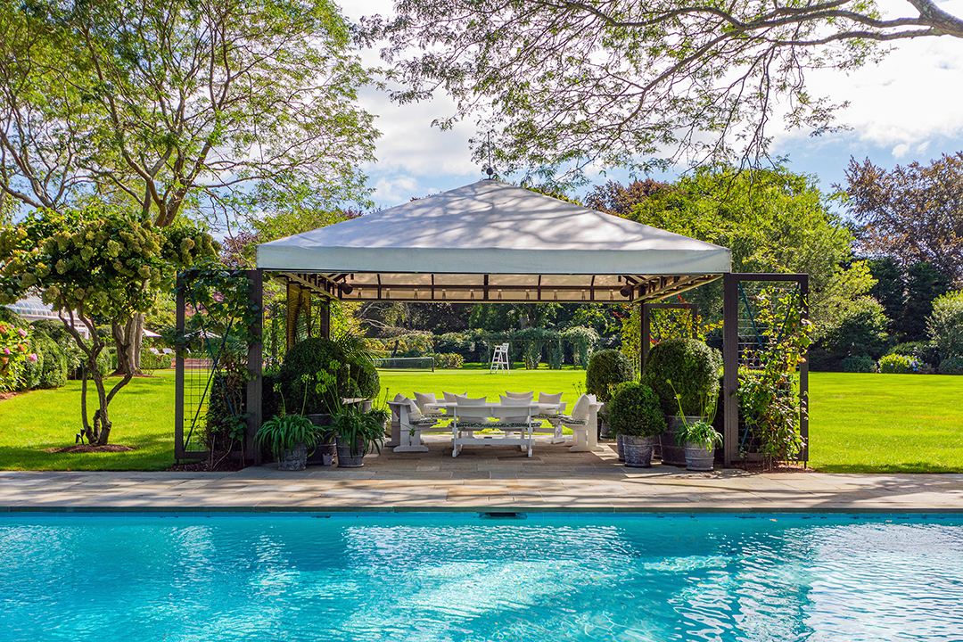 Explore A 10 Acre Southampton Estate Reminiscent Of A Country Club Seeking 70m Pool C