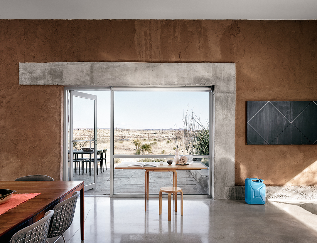Modern Texas Oasis In An Artistic Desert Town Hits The Market Asking 3 5m Casey Dunn View