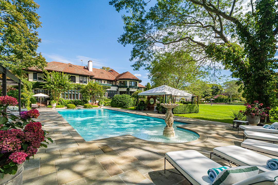 Explore A 10 Acre Southampton Estate Reminiscent Of A Country Club Seeking 70m Pool