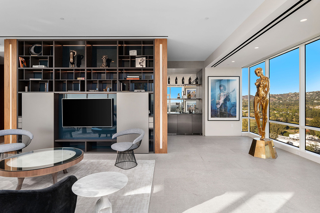 The Weeknds Cool Full Floor La Penthouse Seeks 22 5m Living Room B