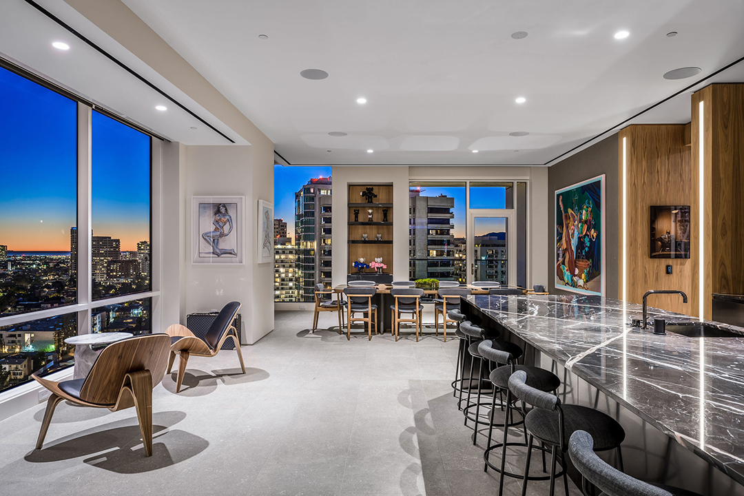 The Weeknds Cool Full Floor La Penthouse Seeks 22 5m Kitchen B