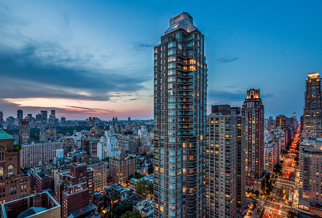 Upper East Side Eye Candy The Leytons 26th Floor Condo Look 9 25m Northwest Night