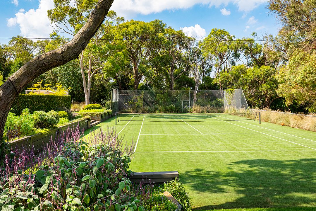 Tour A Mesmerizing Modern Farmhouse In Australia Newly Listed For 19 9m O