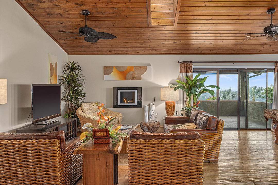 An Inspiring 100 Acre California Oasis With 8500 Avocado Trees Seeks 8m Living Room