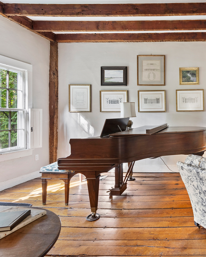 Explore A Charming Connecticut Colonial On 8 Acres Seeking 2 2m Piano
