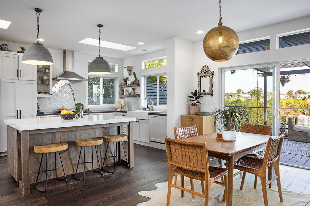 Nab A Top La Agents Treehouse Esque Malibu Retreat For 1 9m 29500 Heathercliif 106 013