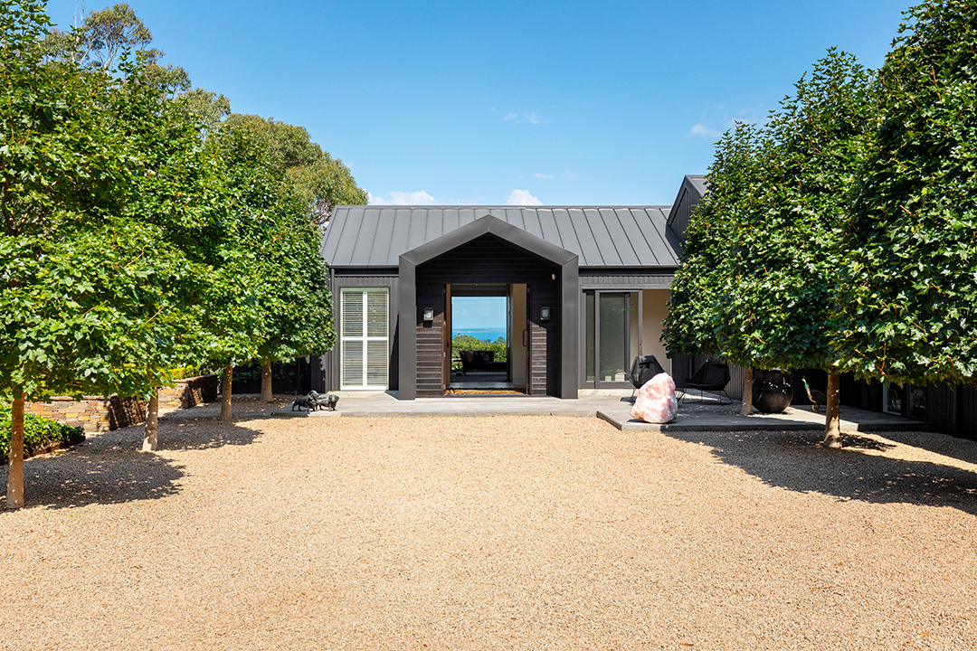 Tour A Mesmerizing Modern Farmhouse In Australia Newly Listed For 19 9m B