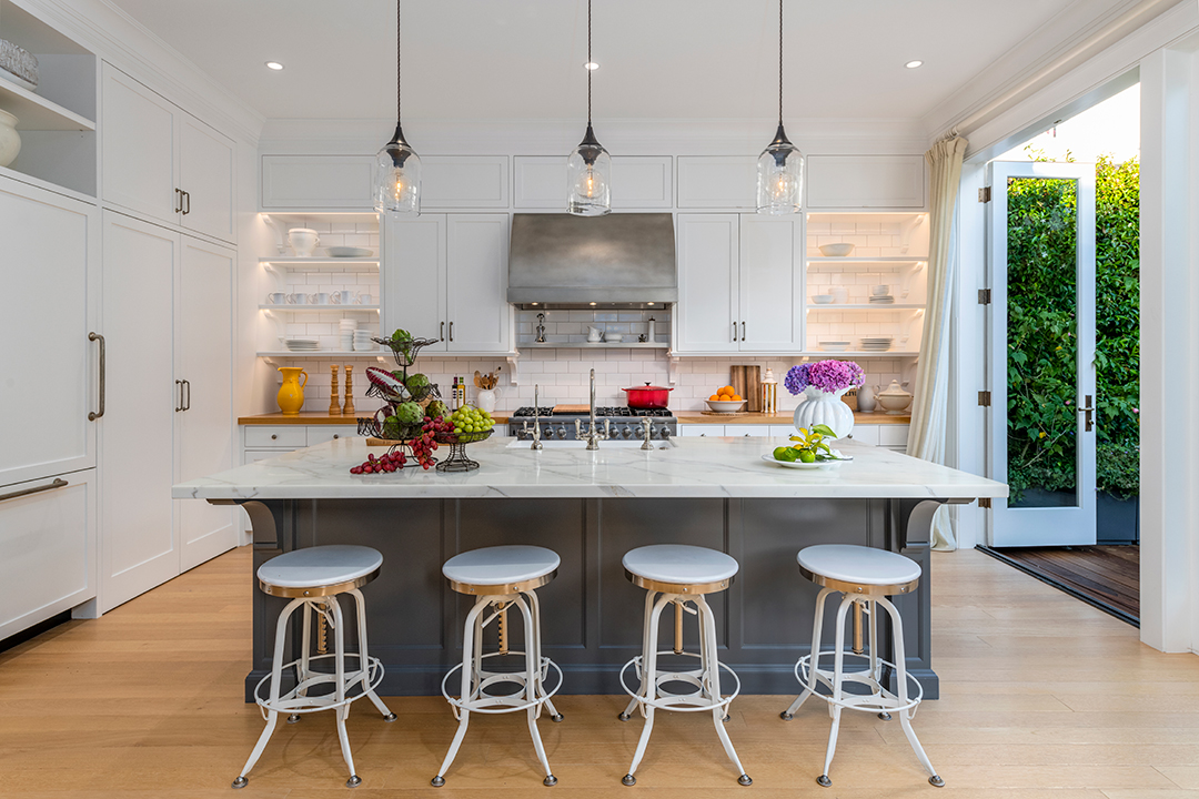 San Fran And Hamptons Vibes Meet In This 15 5m Pacific Heights Townhouse Kitchen B