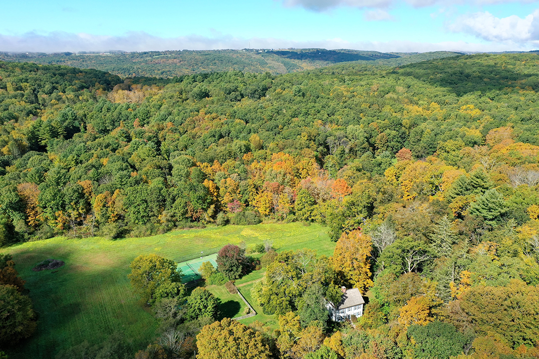 Explore A Charming Connecticut Colonial On 8 Acres Seeking 2 2m Land