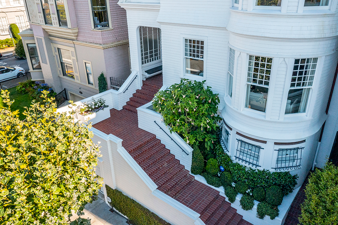 San Fran And Hamptons Vibes Meet In This 15 5m Pacific Heights Townhouse Aerial