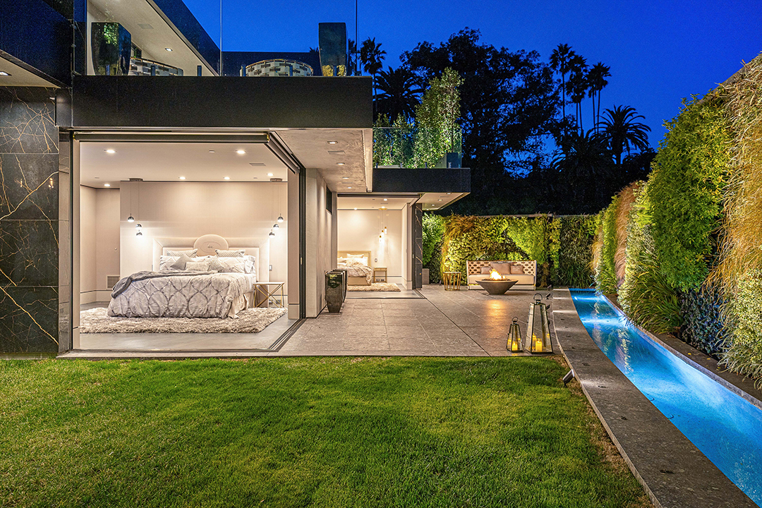 Explore A Brand New And Over The Top Bel Air Megamansion Listed For 139m J One Shot Productions
