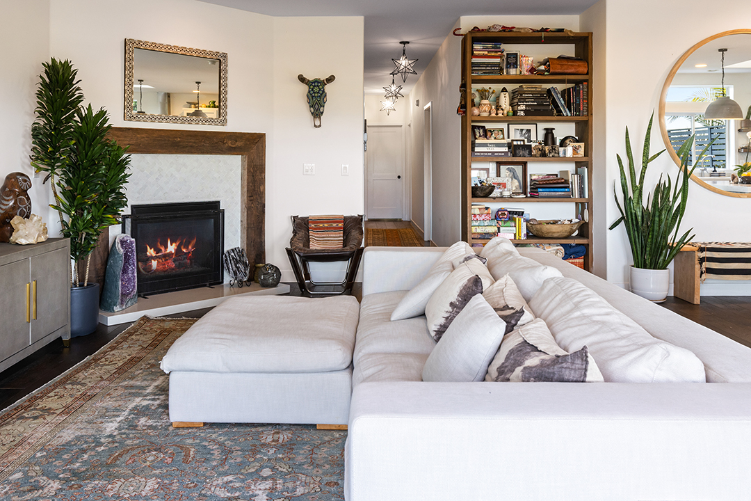 Nab A Top La Agents Treehouse Esque Malibu Retreat For 1 9m 29500 Heathercliif 106 019 1