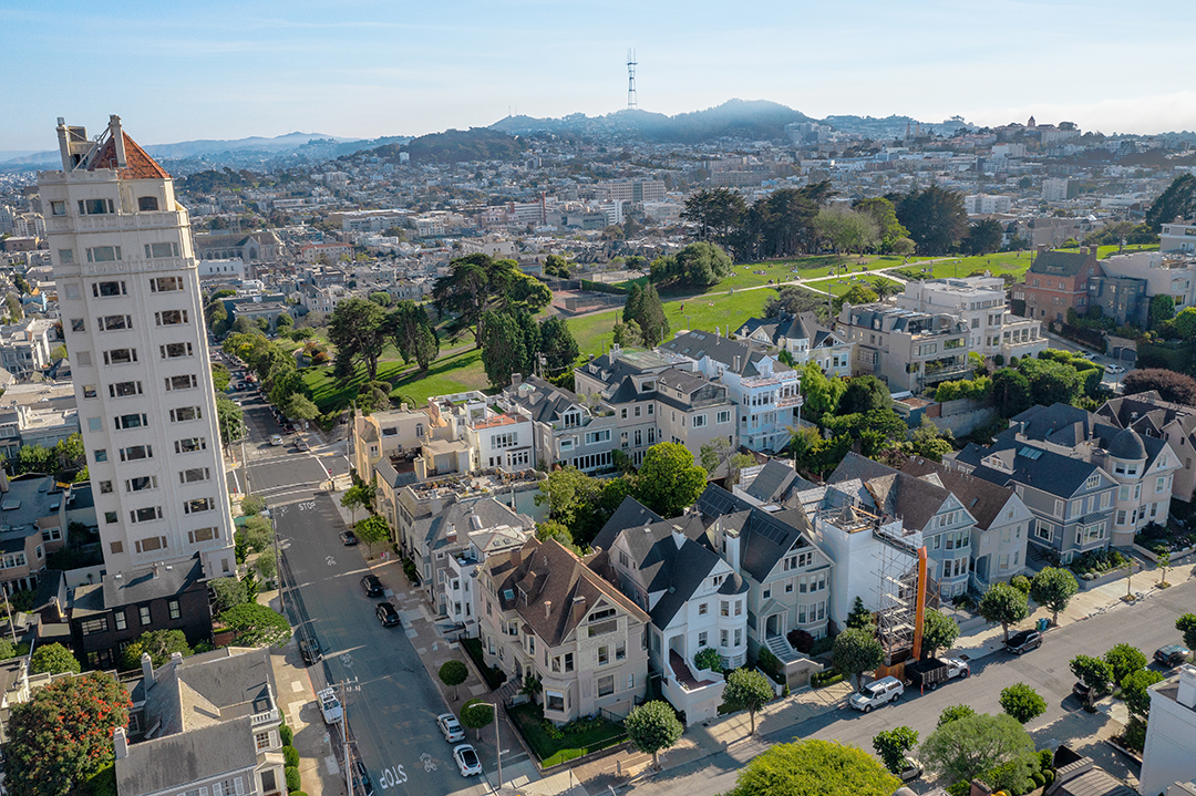 San Fran And Hamptons Vibes Meet In This 15 5m Pacific Heights Townhouse Aerial B