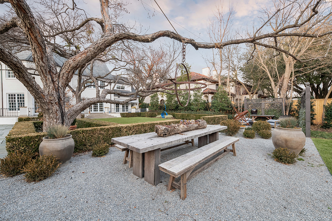 The Kips Bay Dallas Decorator Showhouse 2021 Lists For 11m 5138 Deloache Ave 31