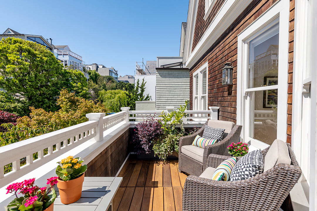 San Fran And Hamptons Vibes Meet In This 15 5m Pacific Heights Townhouse Balcony