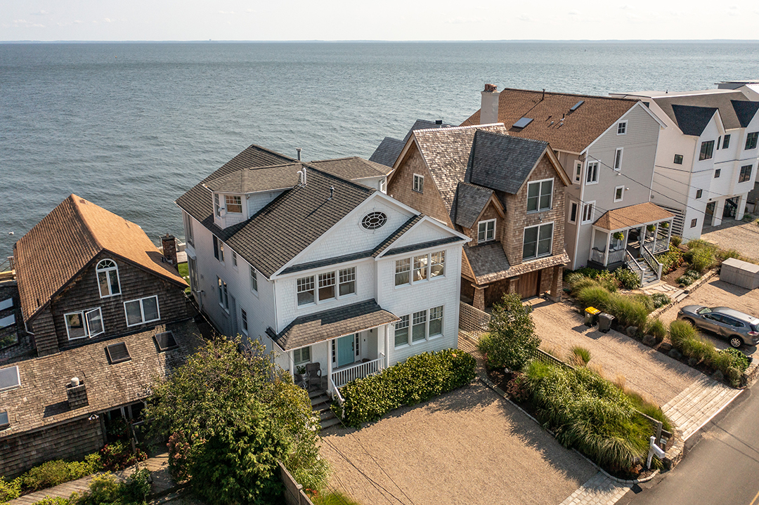 Its Easy To Fall In Love With Connecticut At This 4m Fairfield Beach House Za