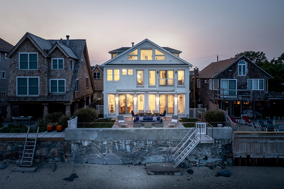 Its Easy To Fall In Love With Connecticut At This 4m Fairfield Beach House Z