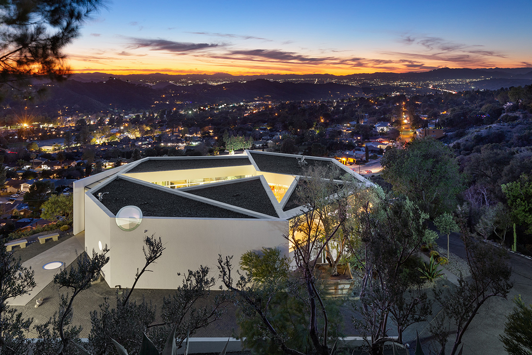 Designs By Richard Neutra And Michael Maltzan Live In Harmony At This 98m La Property Aerial