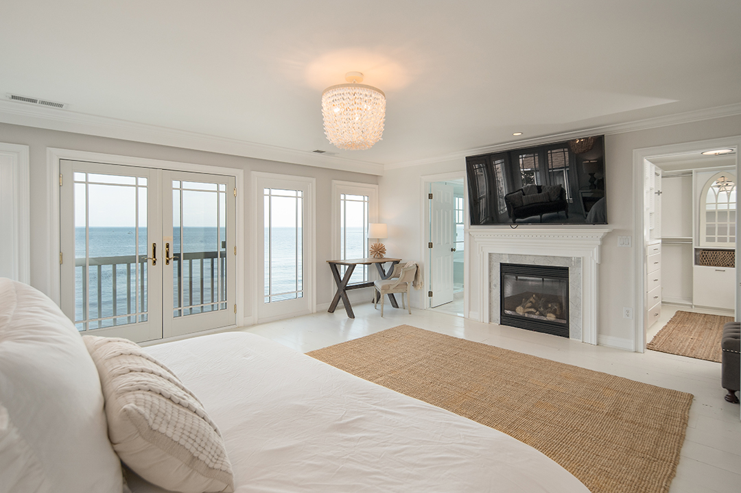 Its Easy To Fall In Love With Connecticut At This 4m Fairfield Beach House L