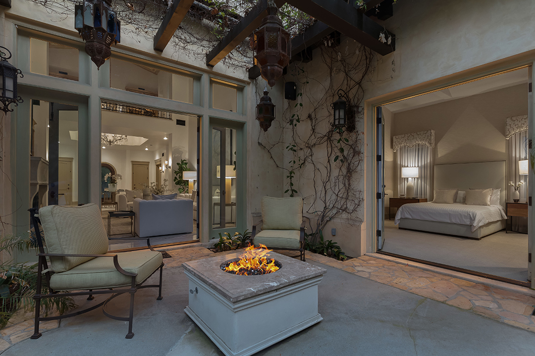 Britney Spears Former Beverly Hills Home Is Up For Sale Asking 6 7m 26