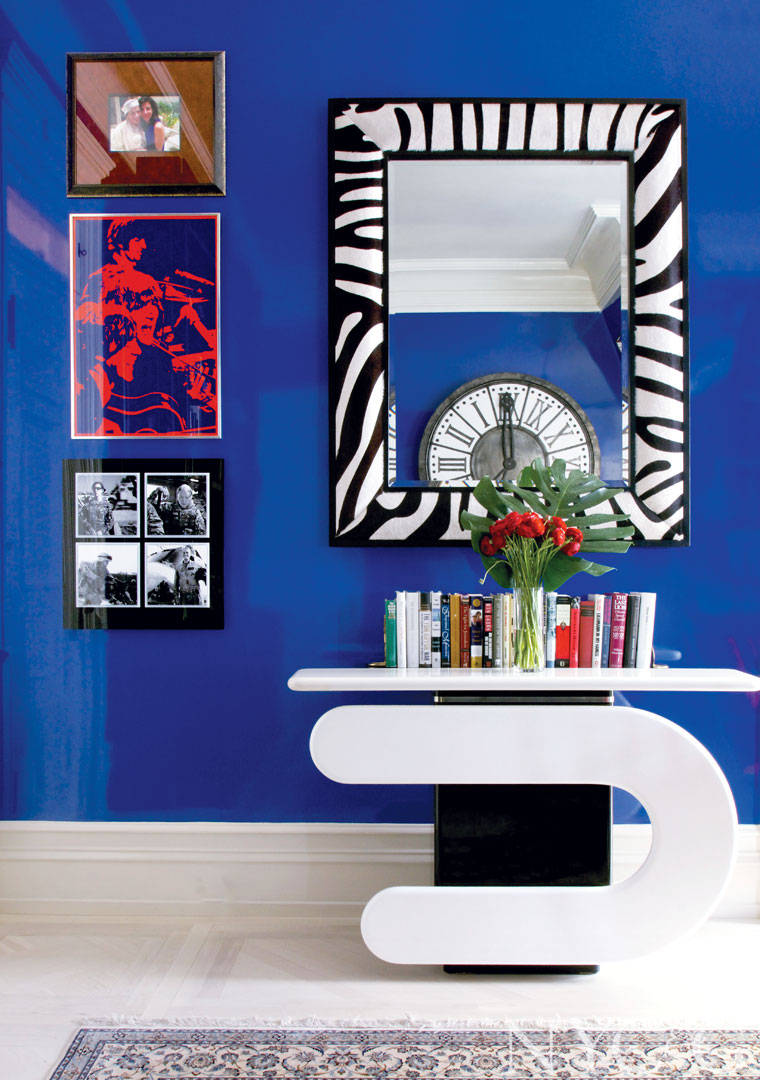 Dakota Home Tour Designer Sasha Bikoff Library