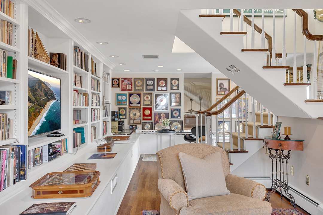 Grammy Winner Nile Rodgers Waterfront Westport Home 4