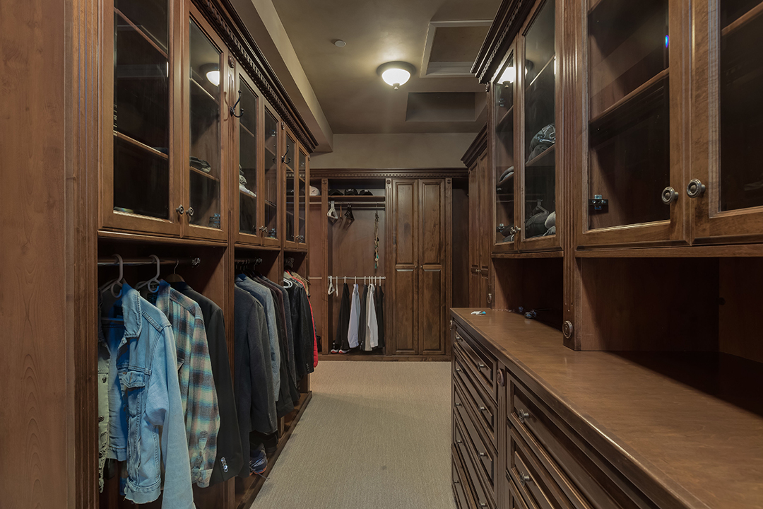 Britney Spears Former Beverly Hills Home Is Up For Sale Asking 6 7m 23