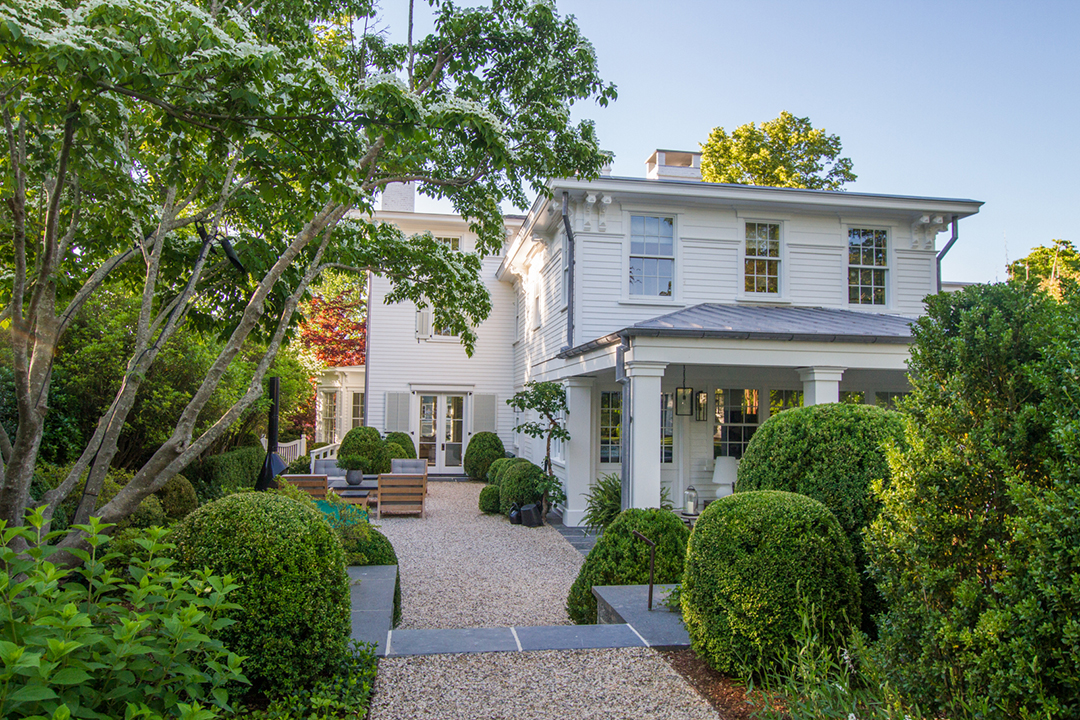 18th Century Sag Harbor Stunner Redesigned By Steven Gambrel Lists For 13 5m Front