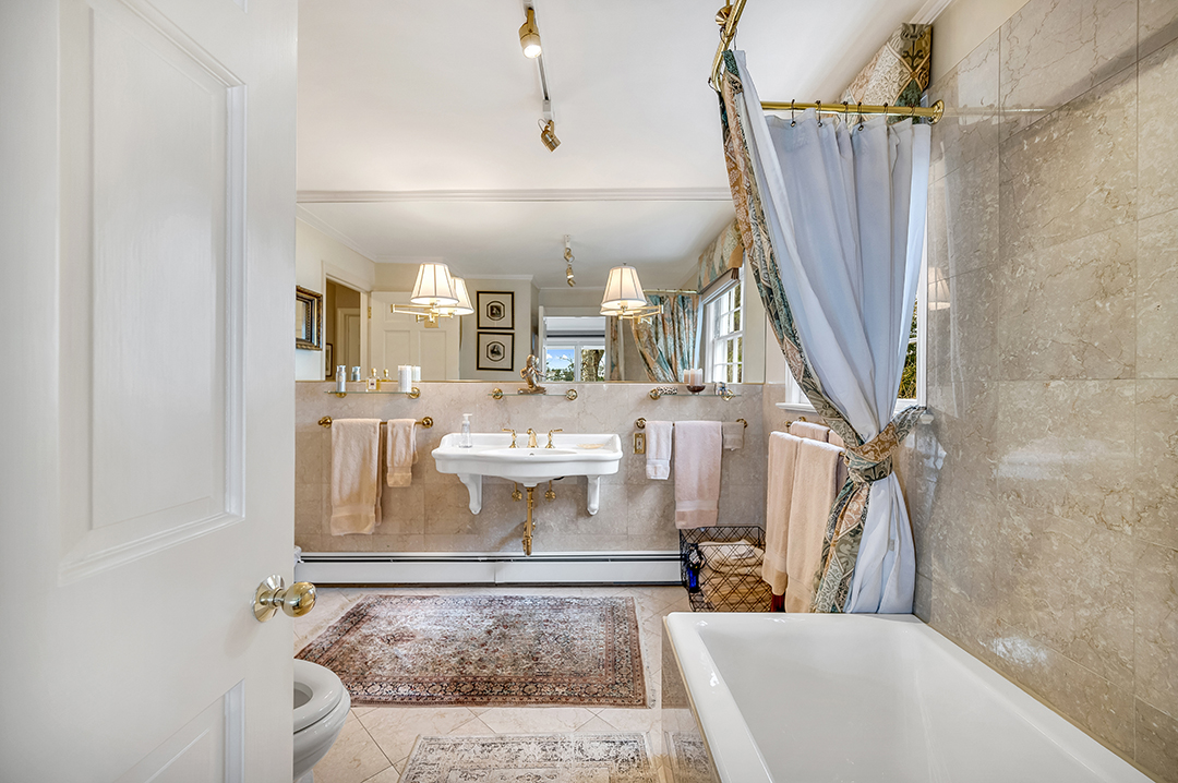 Grammy Winner Nile Rodgers Waterfront Westport Home 2