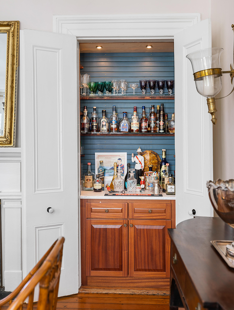 Whimsically Decorated Charleston Home Built In 1827 By Richard Holloway Lists For 3 5m 8 Dining Room Bar