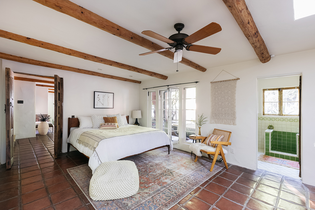 Actor Wyatt Russell Studio City La Home Lists With High Interest 4342 Bakman 20